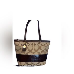 Classic Coach Handbag Tote Brown & Tan Jacquard w/ Patent Leather Trim